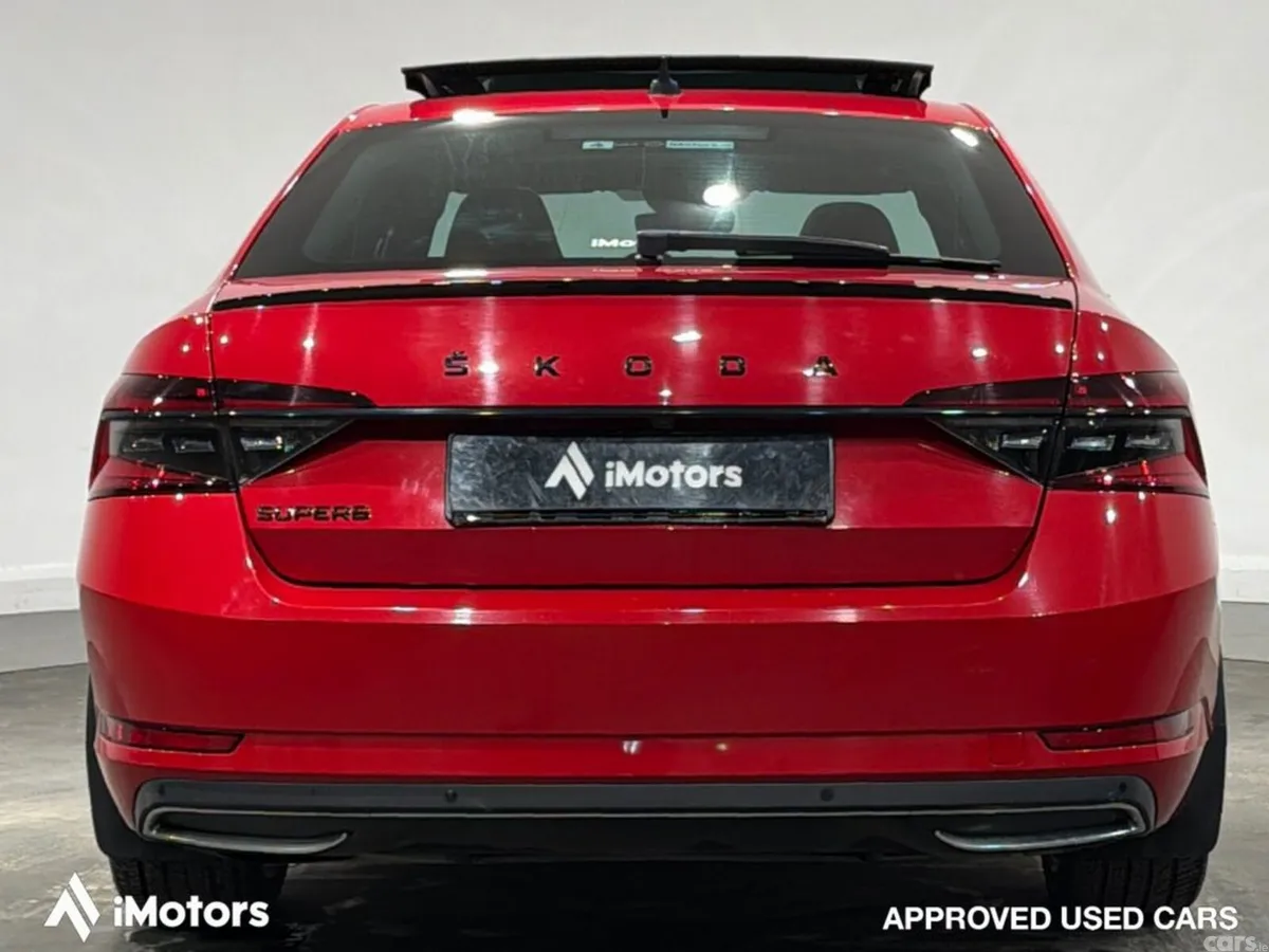 Skoda Superb Saloon, Diesel, 2021, Red