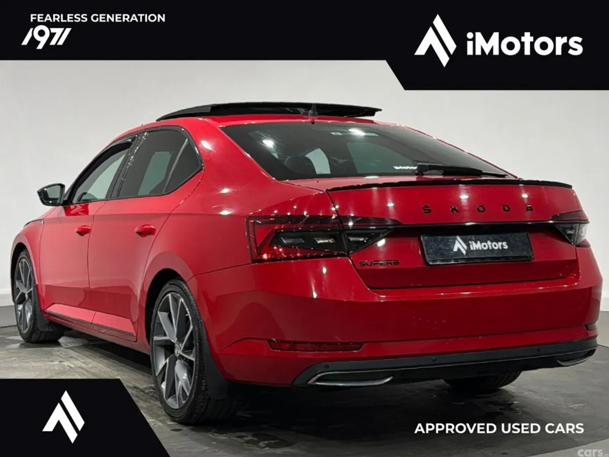 Skoda Superb Saloon, Diesel, 2021, Red