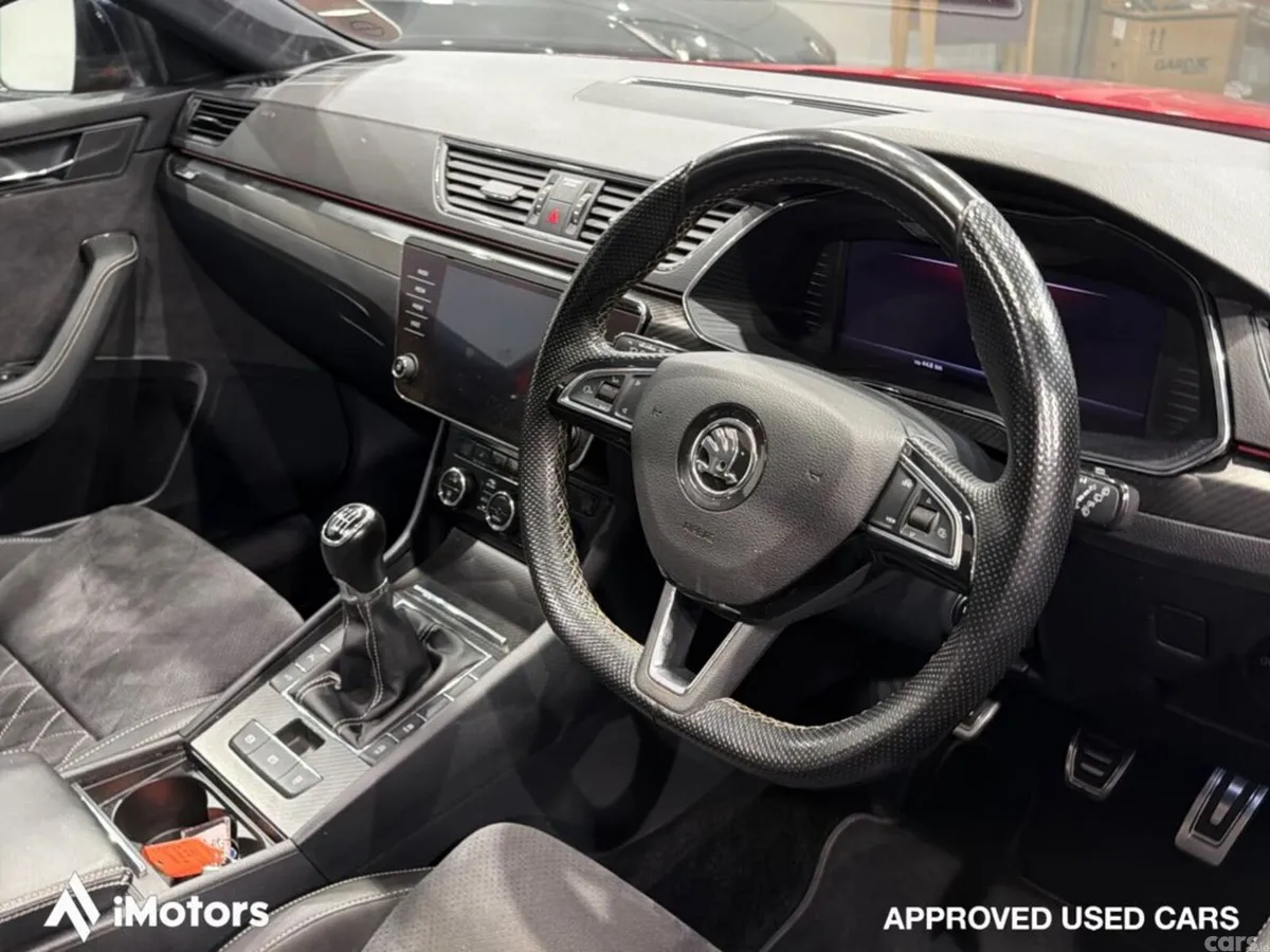 Skoda Superb Saloon, Diesel, 2021, Red