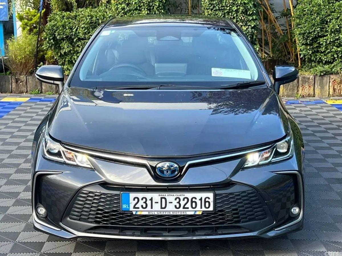 Toyota Corolla Saloon, Petrol Hybrid, 2023, Grey