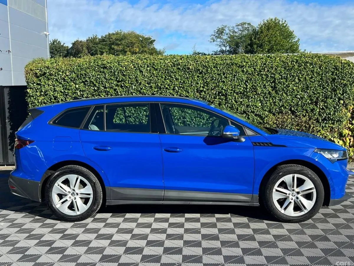 Skoda Enyaq Estate, Electric, 2023, Blue