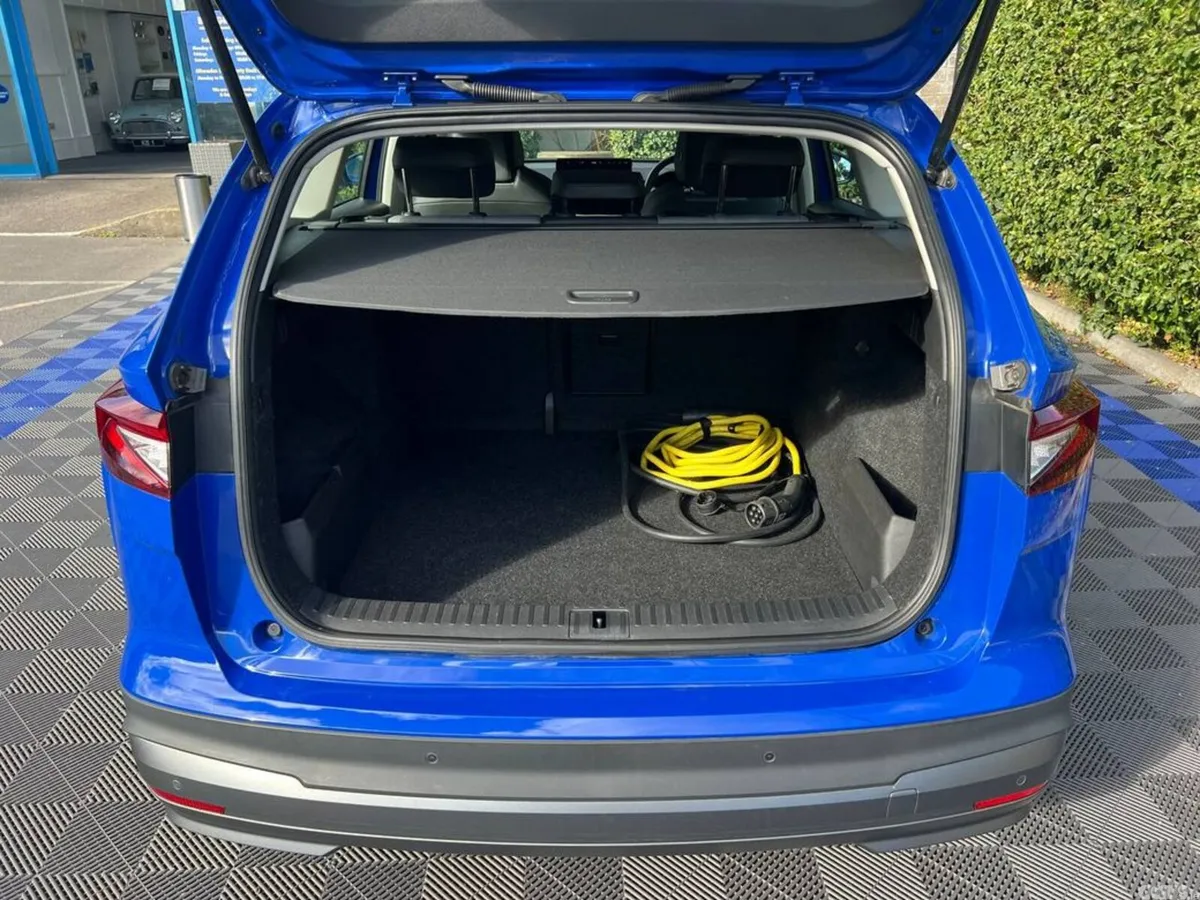 Skoda Enyaq Estate, Electric, 2023, Blue
