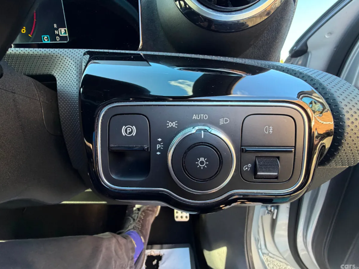 Mercedes-Benz A-Class Hatchback, Diesel, 2021, Silver
