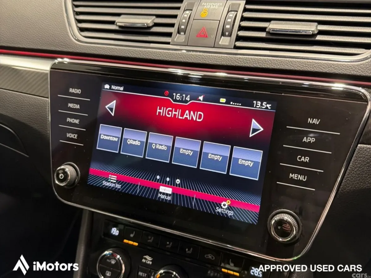 Skoda Superb Saloon, Diesel, 2021, Red