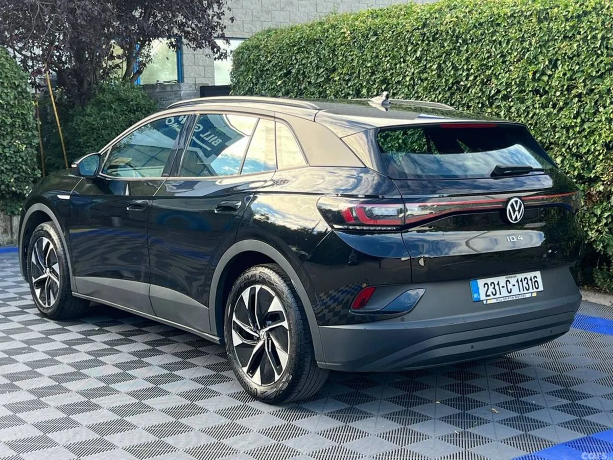 Volkswagen ID.4 Estate, Electric, 2023, Black