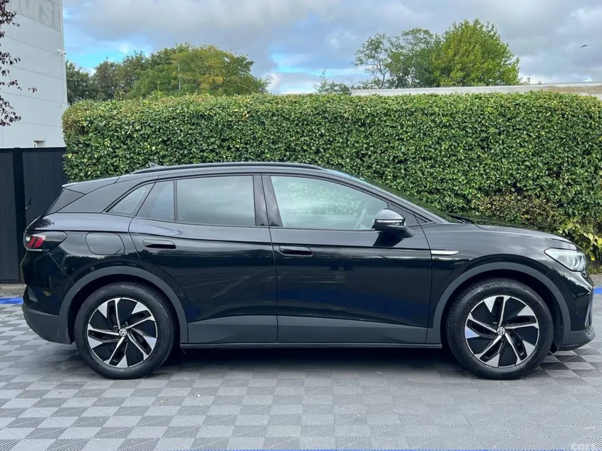 Volkswagen ID.4 Estate, Electric, 2023, Black