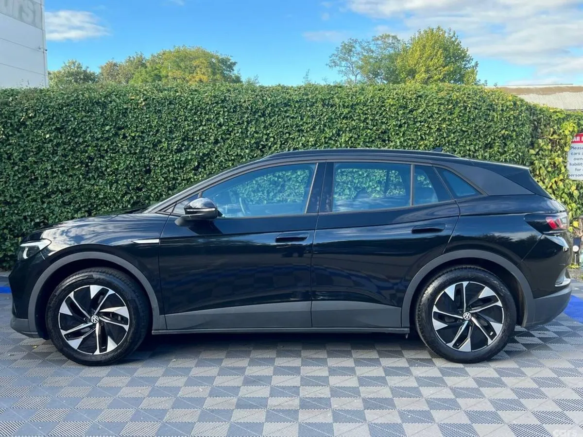 Volkswagen ID.4 Estate, Electric, 2023, Black