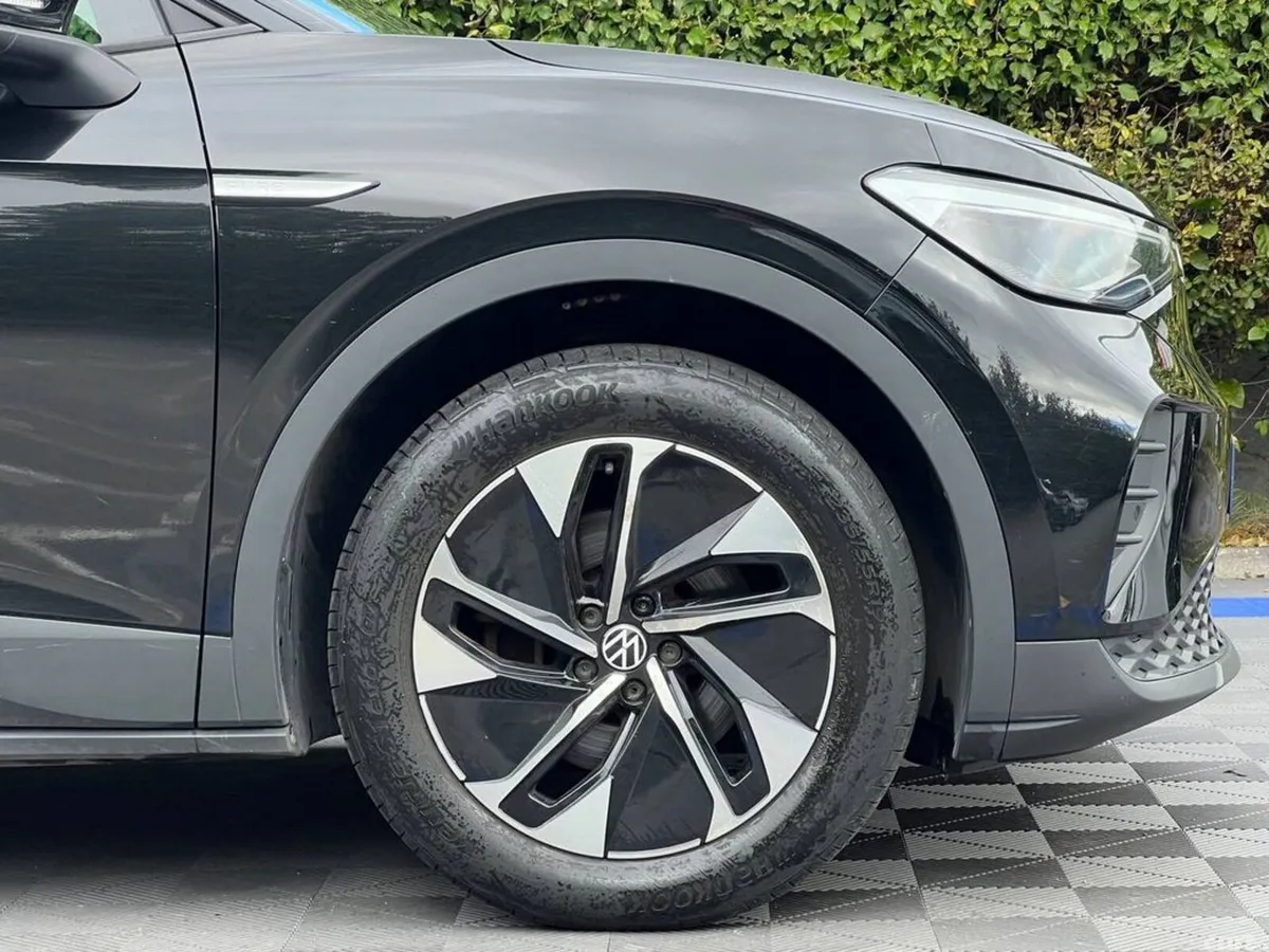 Volkswagen ID.4 Estate, Electric, 2023, Black