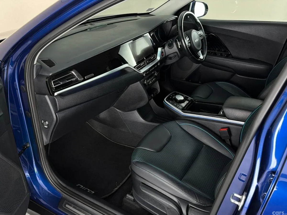 Kia Niro Hatchback, Electric, 2022, Blue