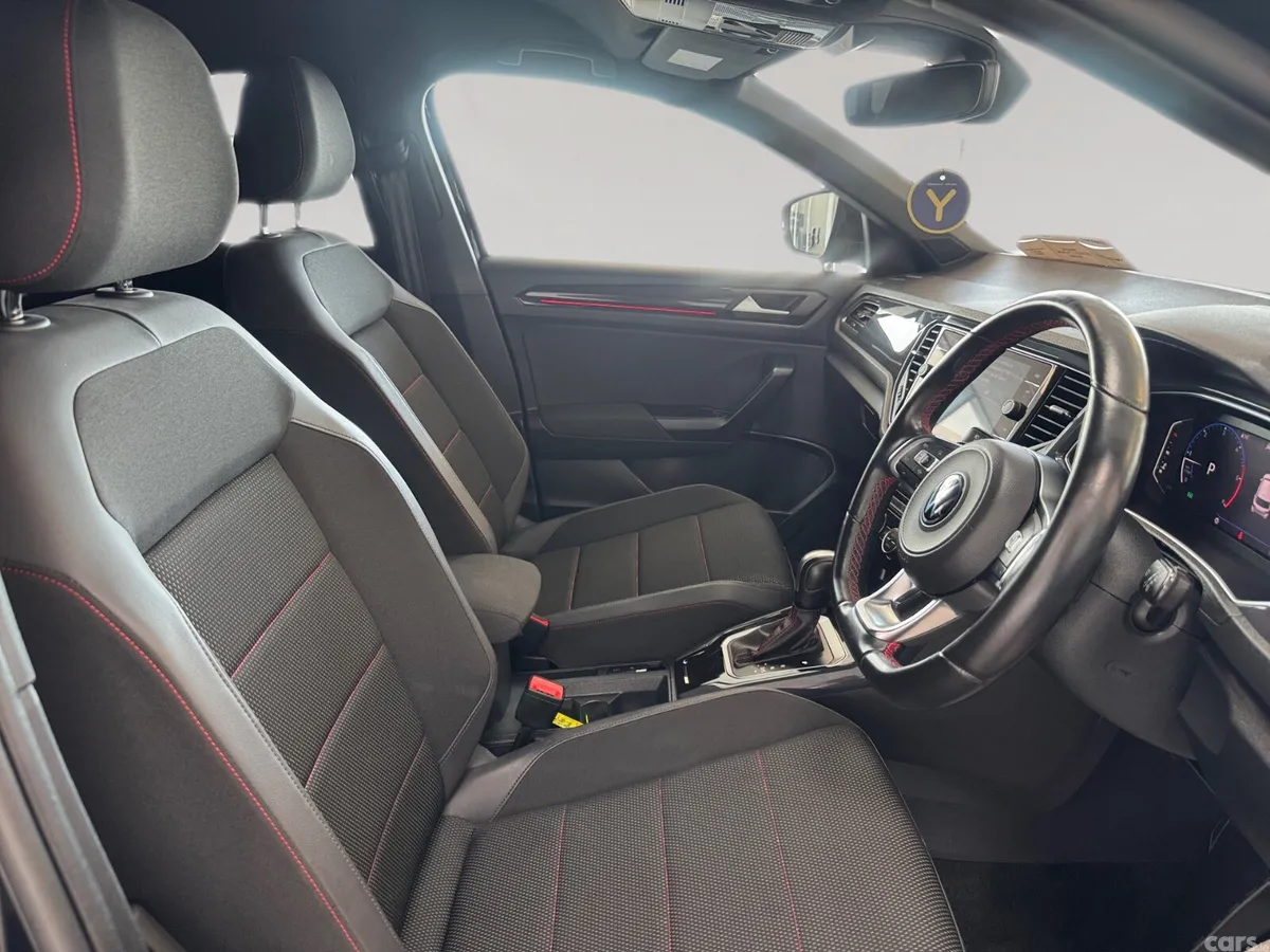 Volkswagen T-Roc SUV, Diesel, 2020, Black