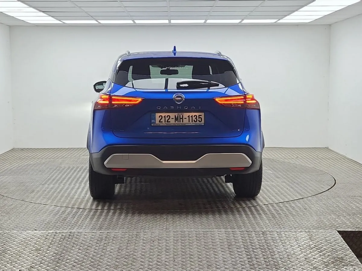 Nissan Qashqai MPV, Petrol, 2021, Blue
