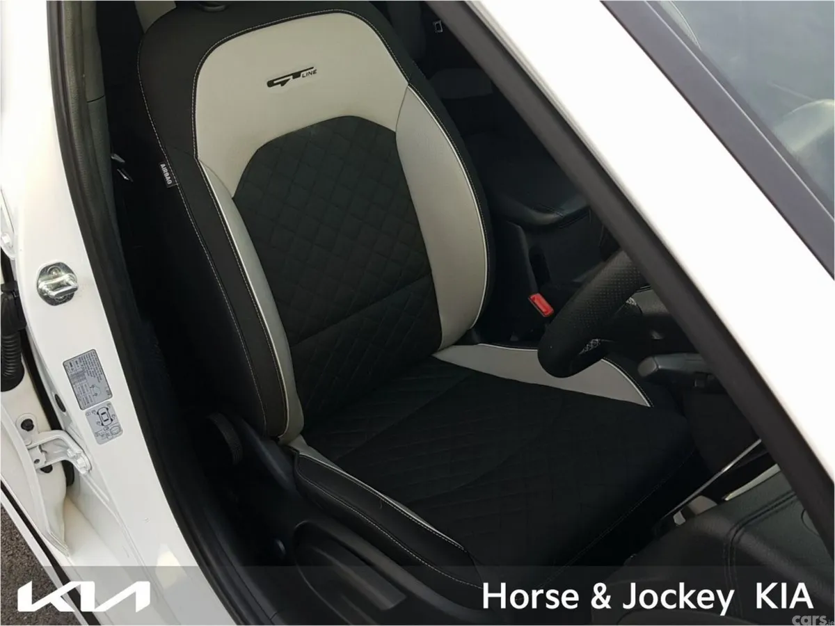 Kia Ceed Hatchback, Diesel, 2021, White