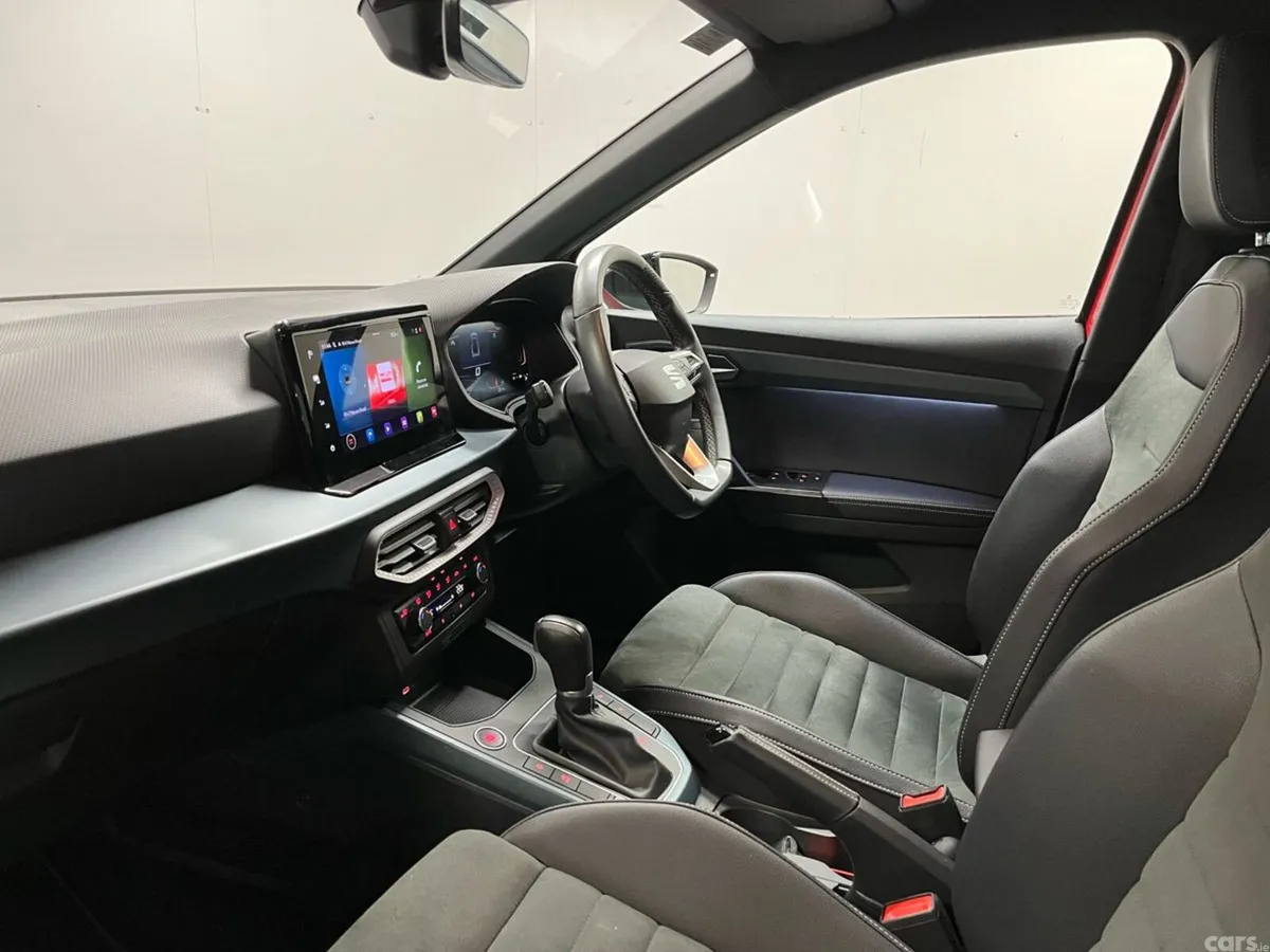 SEAT Arona SUV, Petrol, 2024, Red