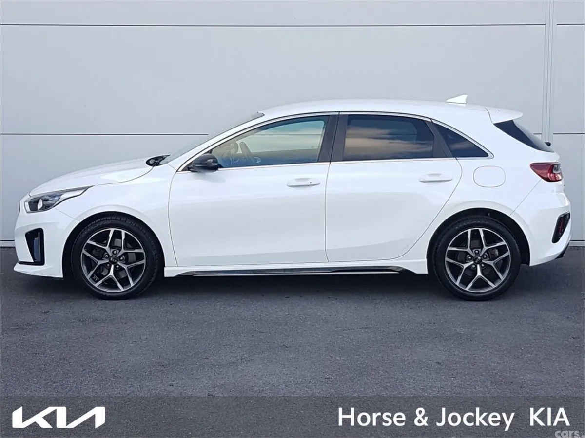 Kia Ceed Hatchback, Diesel, 2021, White