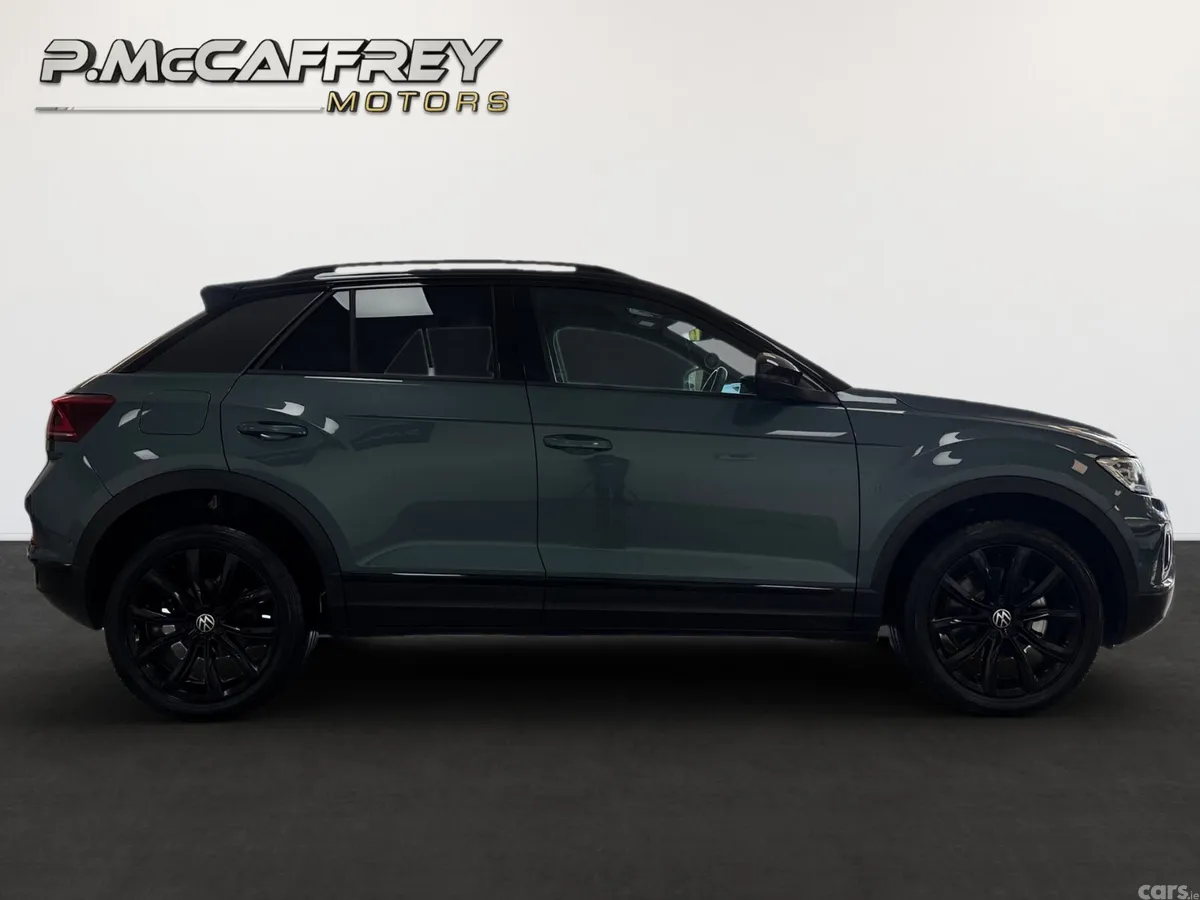 Volkswagen T-Roc SUV, Diesel, 2024, Green