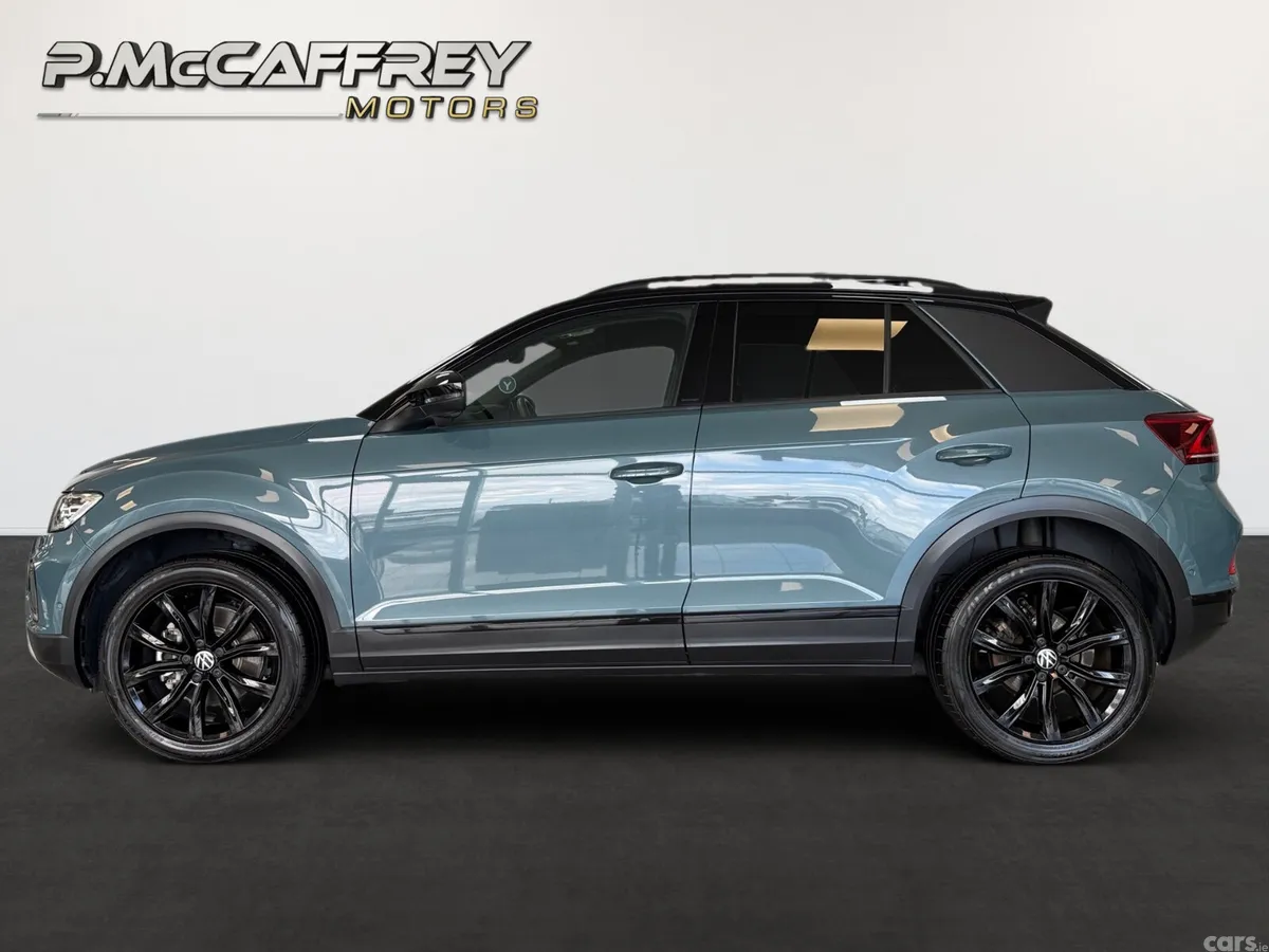 Volkswagen T-Roc SUV, Diesel, 2024, Green
