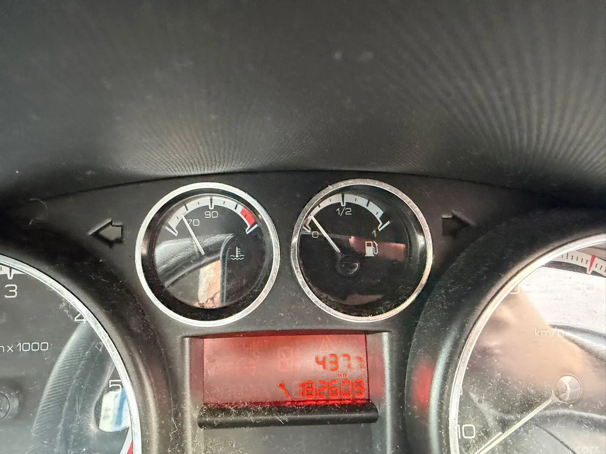 Peugeot 308 Hatchback, Diesel, 2010, Blue