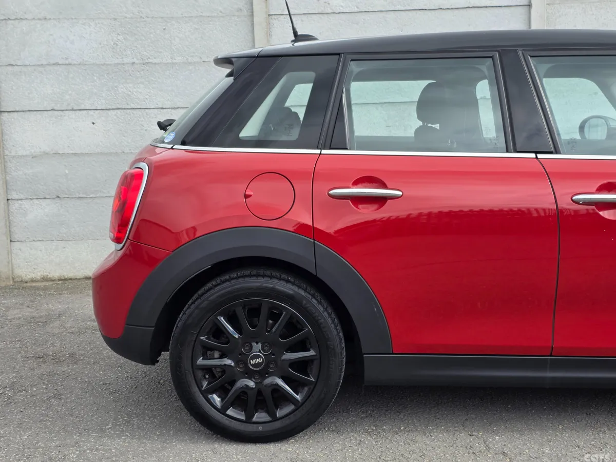 Mini Cooper Hatchback, Petrol, 2015, Red