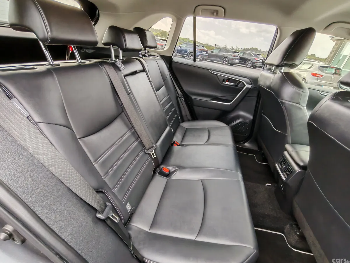 Toyota RAV4 SUV, Petrol Hybrid, 2021, Grey