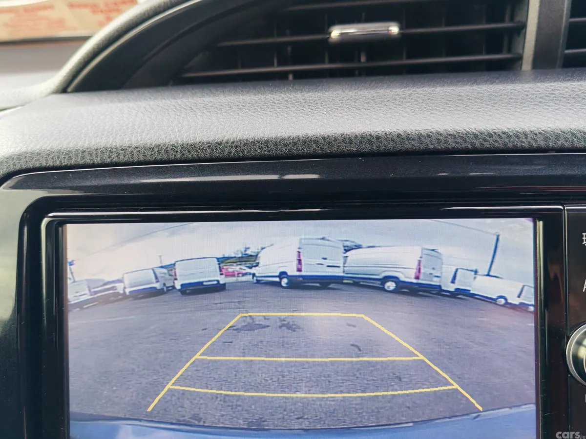 Toyota Vitz Hatchback, Petrol, 2018, Blue