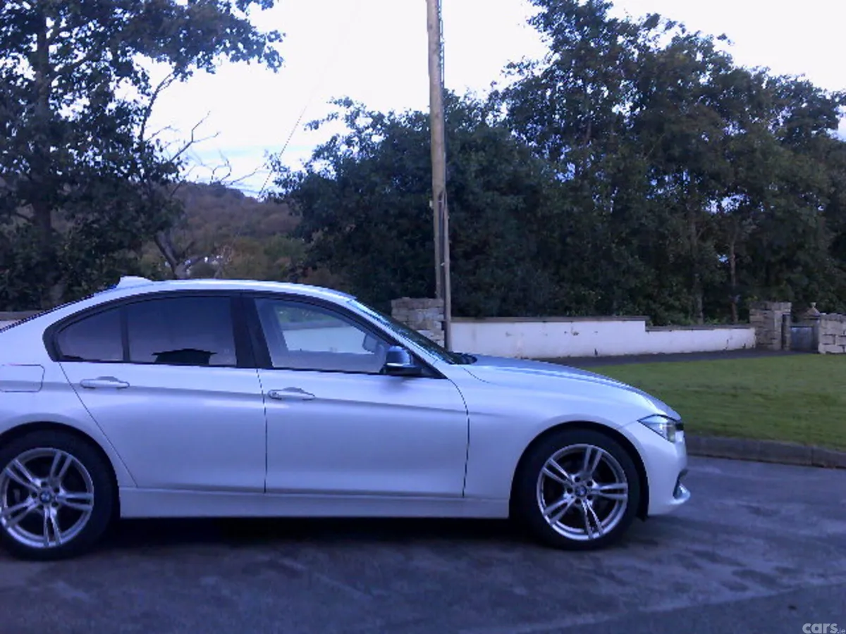 BMW 3-Series Saloon, Diesel, 2016, White