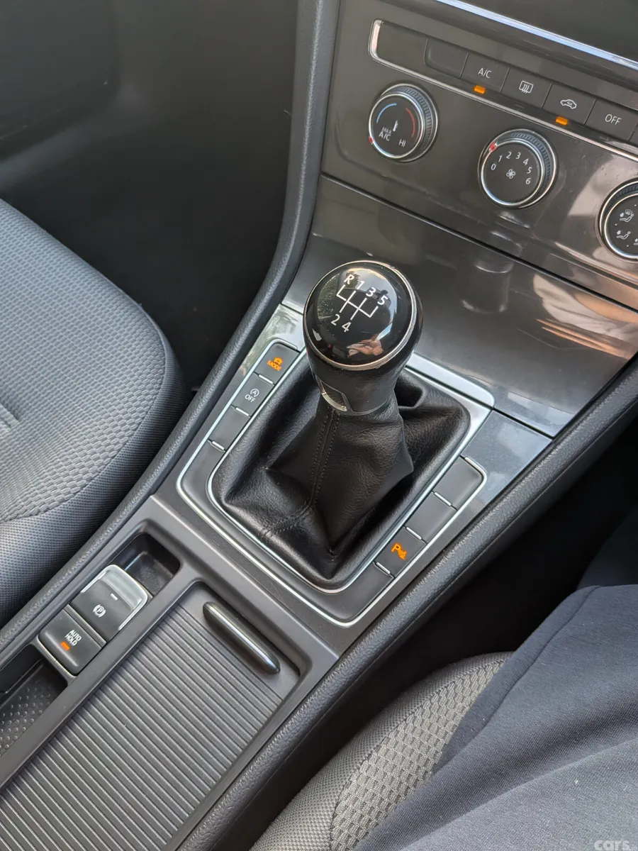Volkswagen Golf Hatchback, Diesel, 2018, Grey