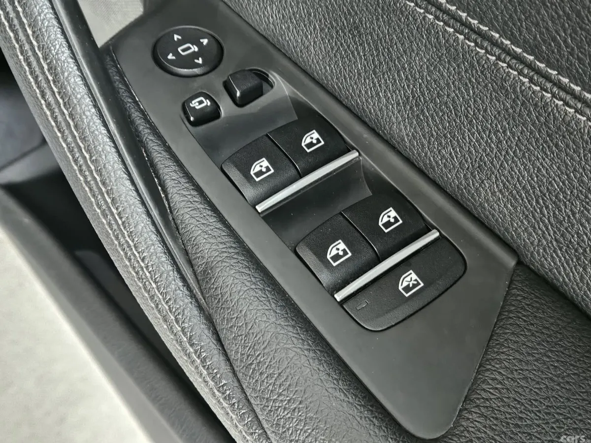 BMW 5-Series Saloon, Petrol Plug-in Hybrid, 2022, Grey