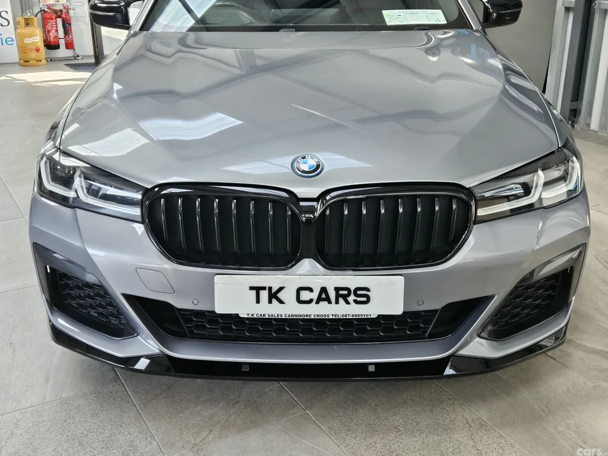 BMW 5-Series Saloon, Petrol Plug-in Hybrid, 2022, Grey