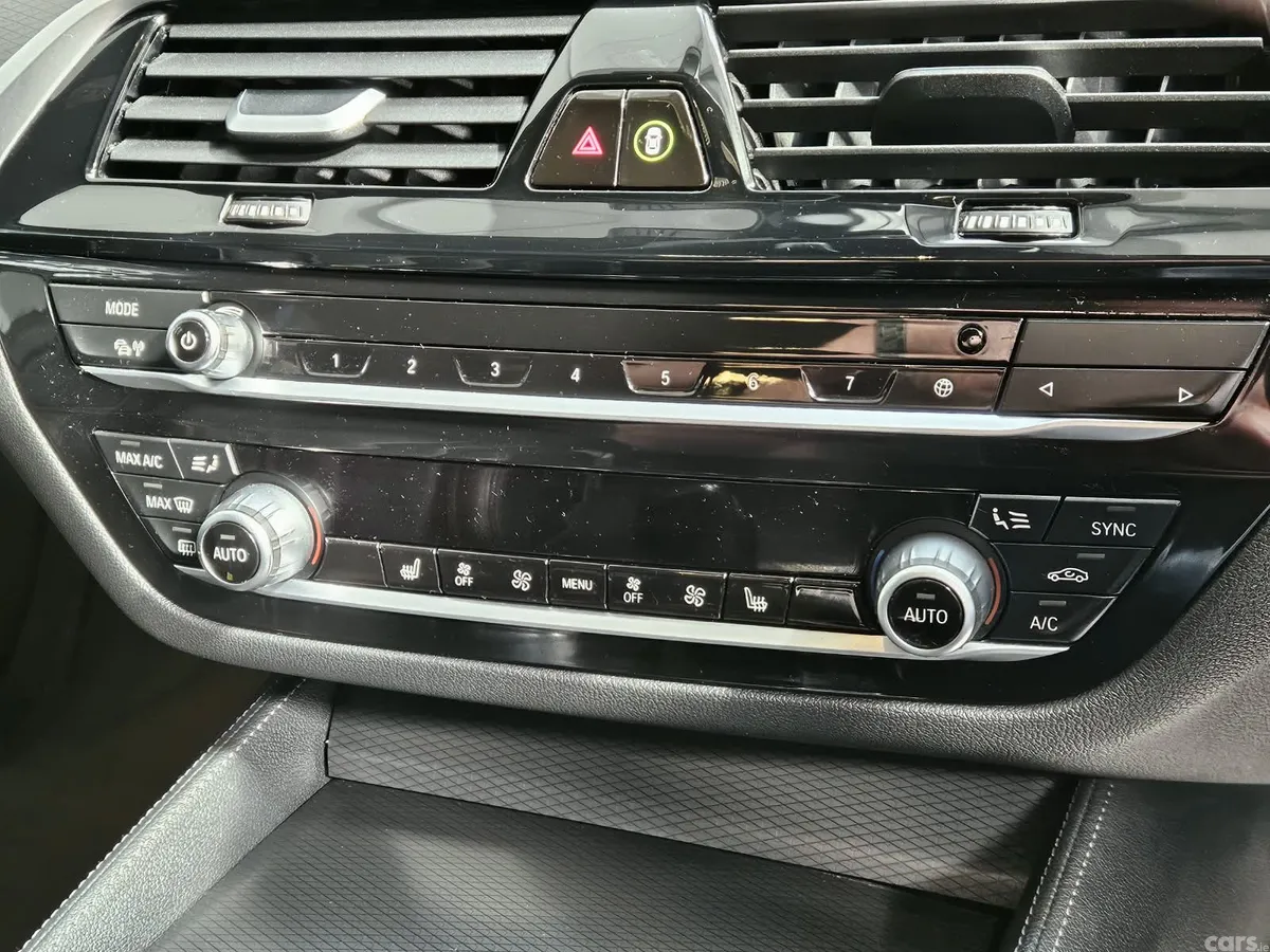BMW 5-Series Saloon, Petrol Plug-in Hybrid, 2022, Grey