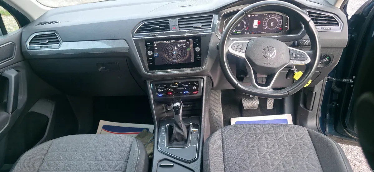 Volkswagen Tiguan SUV, Petrol Plug-in Hybrid, 2022, Blue