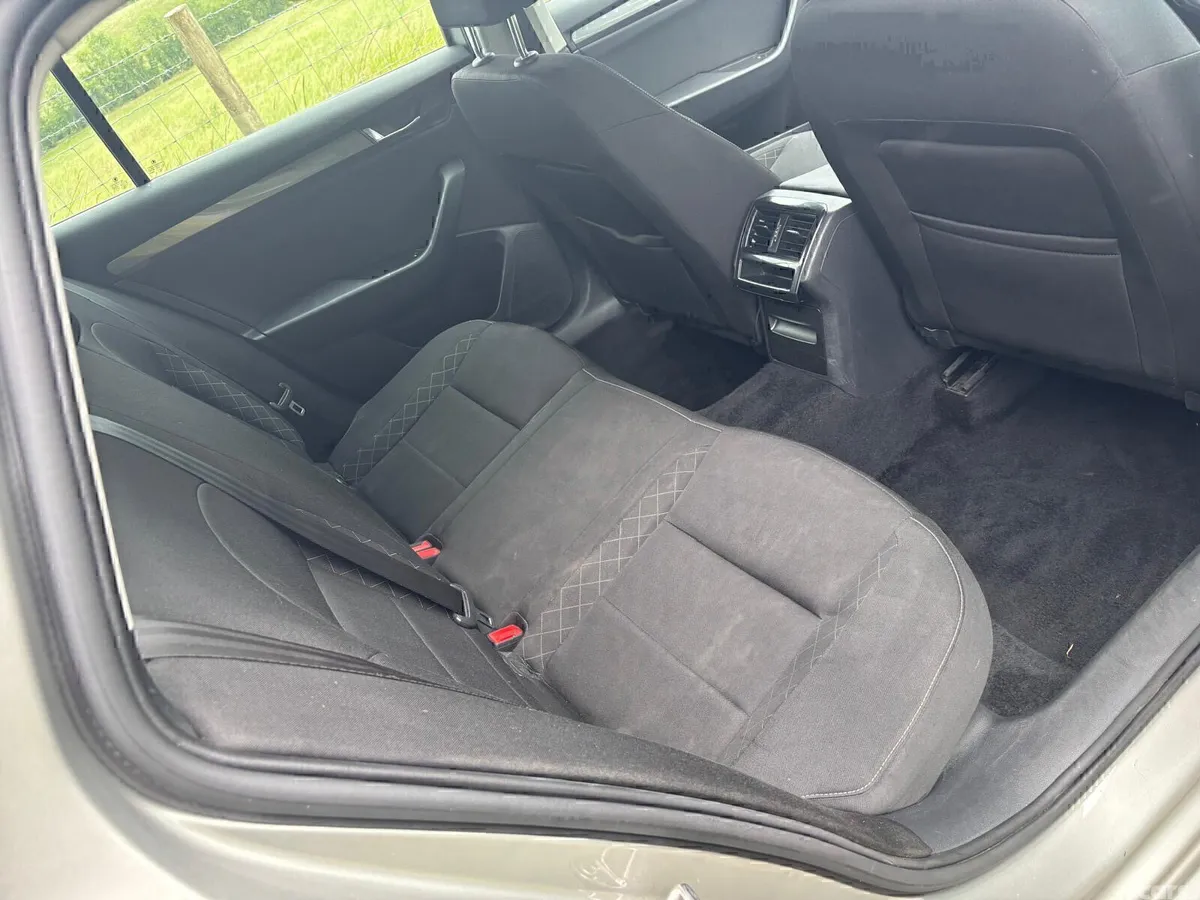 Skoda Superb Estate, Diesel, 2017, Beige