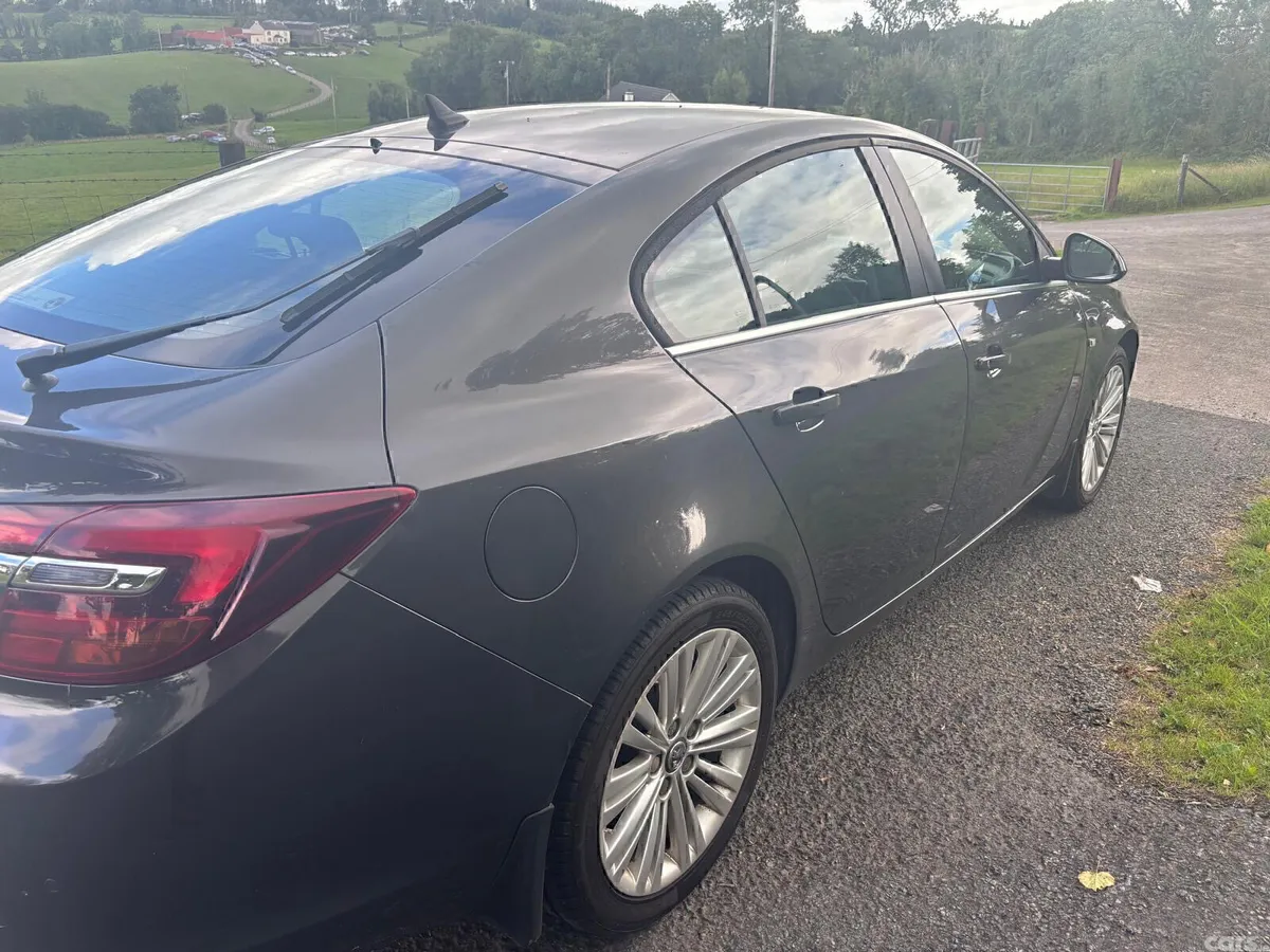 Vauxhall Insignia Hatchback, Diesel, 2014, Grey