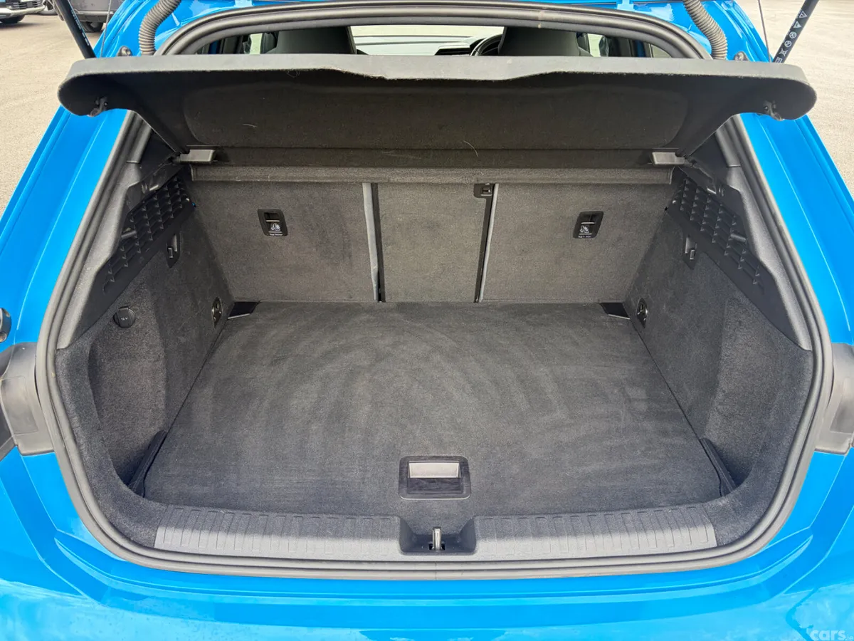 Audi A3 Hatchback, Diesel, 2022, Blue