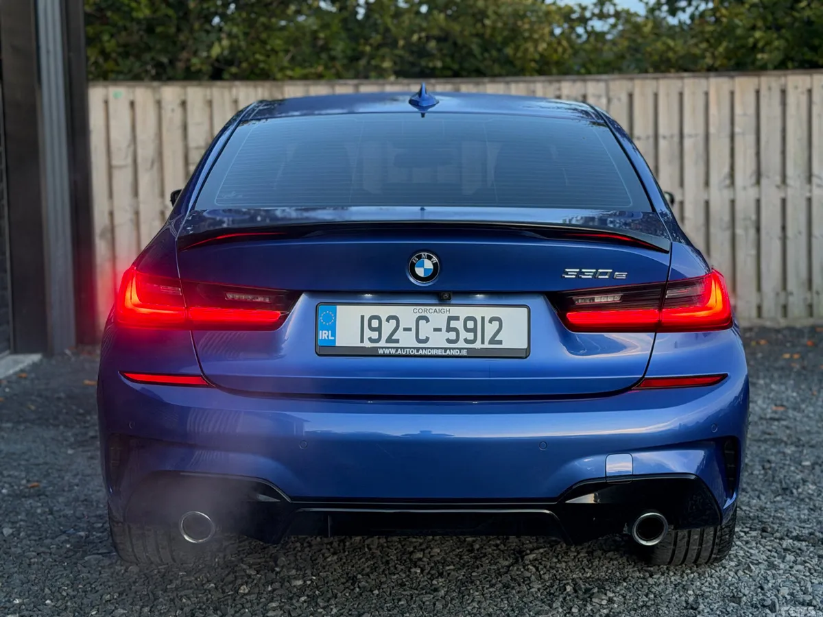 BMW 3-Series Saloon, Petrol Plug-in Hybrid, 2019, Blue