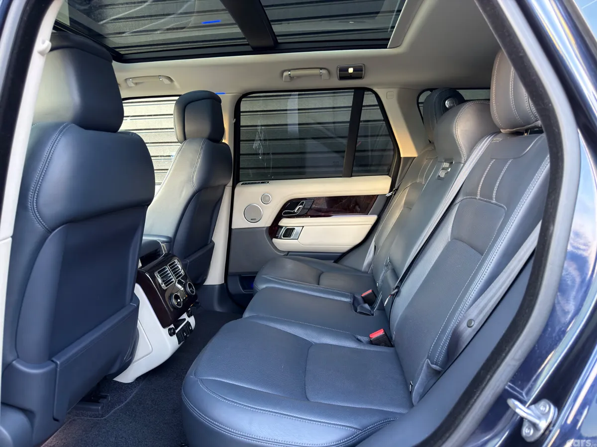 Land Rover Range Rover SUV, Petrol Plug-in Hybrid, 2018, Blue