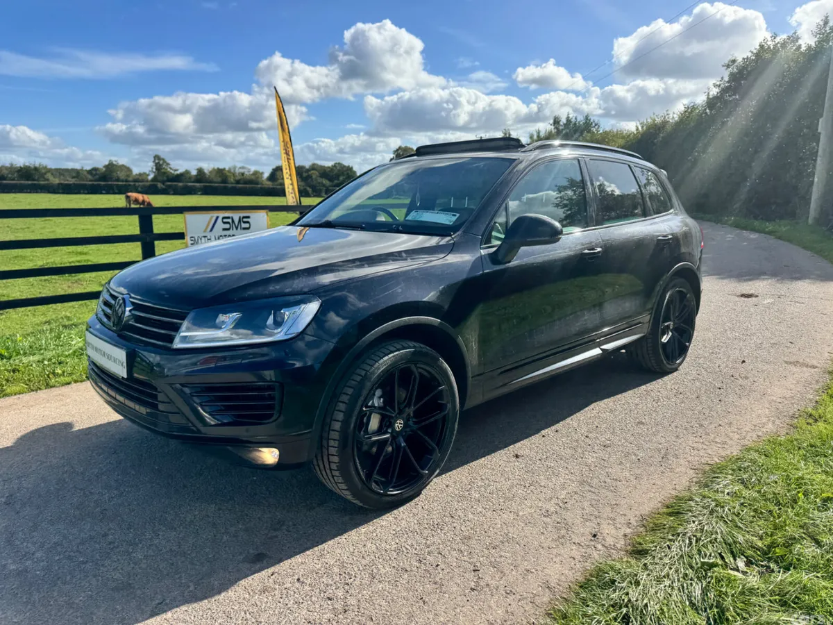 151 Volkswagen Touareg R-Line 2 Seater*****, Raharney