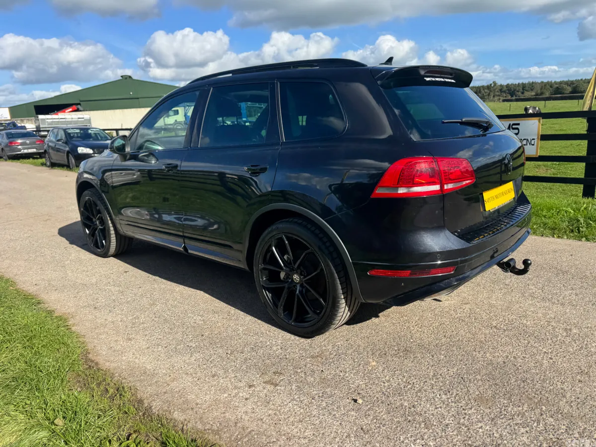 151 Volkswagen Touareg R-Line 2 Seater*****, Raharney