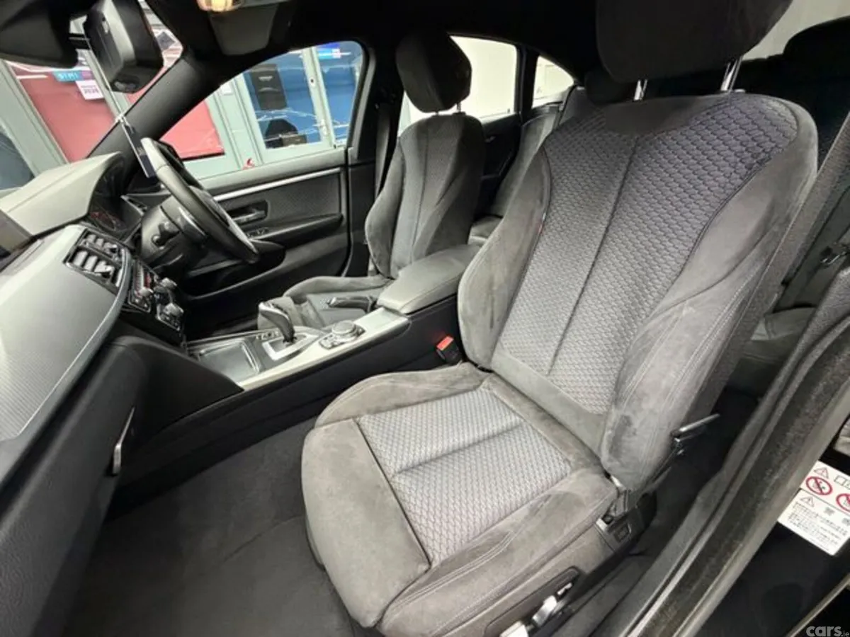 BMW 4-Series Coupe, Petrol, 2019, Black