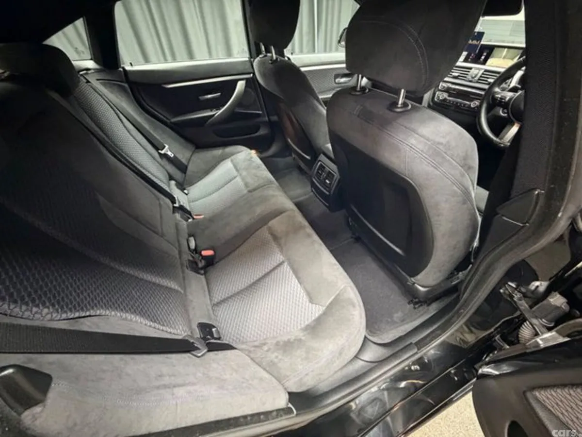 BMW 4-Series Coupe, Petrol, 2019, Black