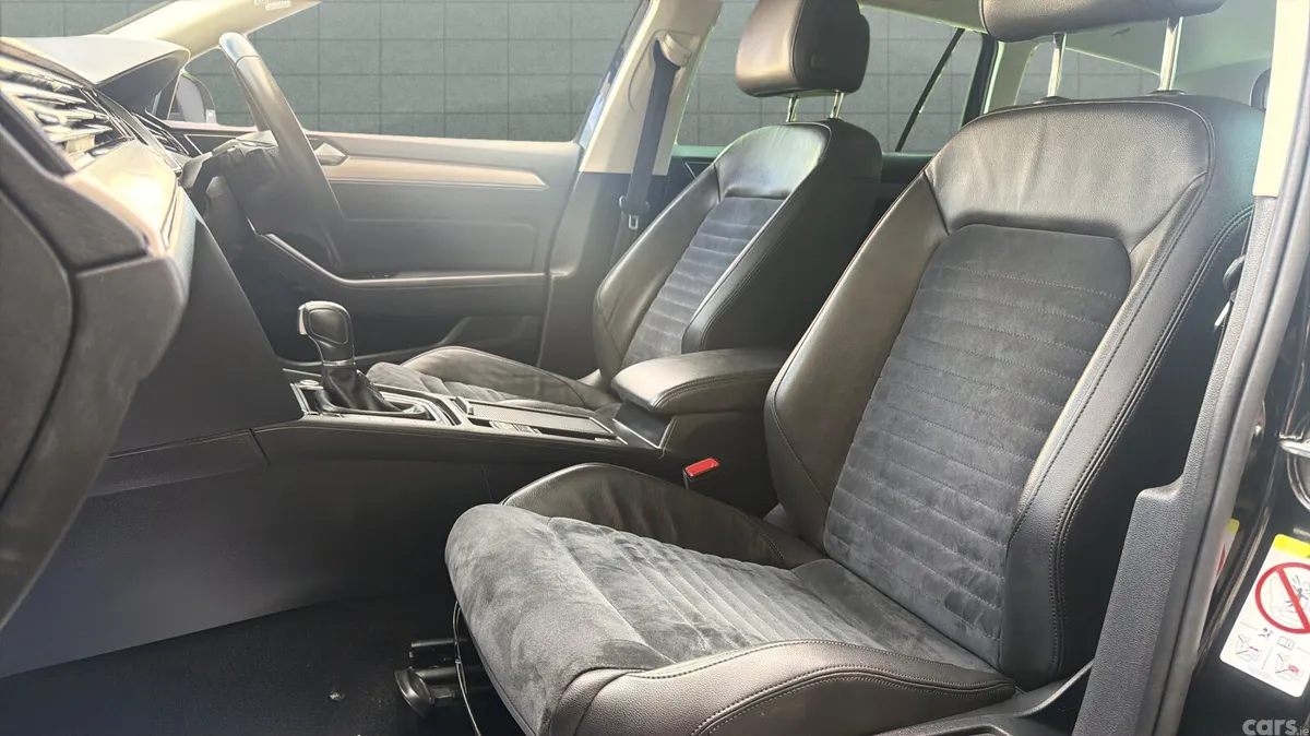 Volkswagen Passat Estate, Diesel, 2020, Black
