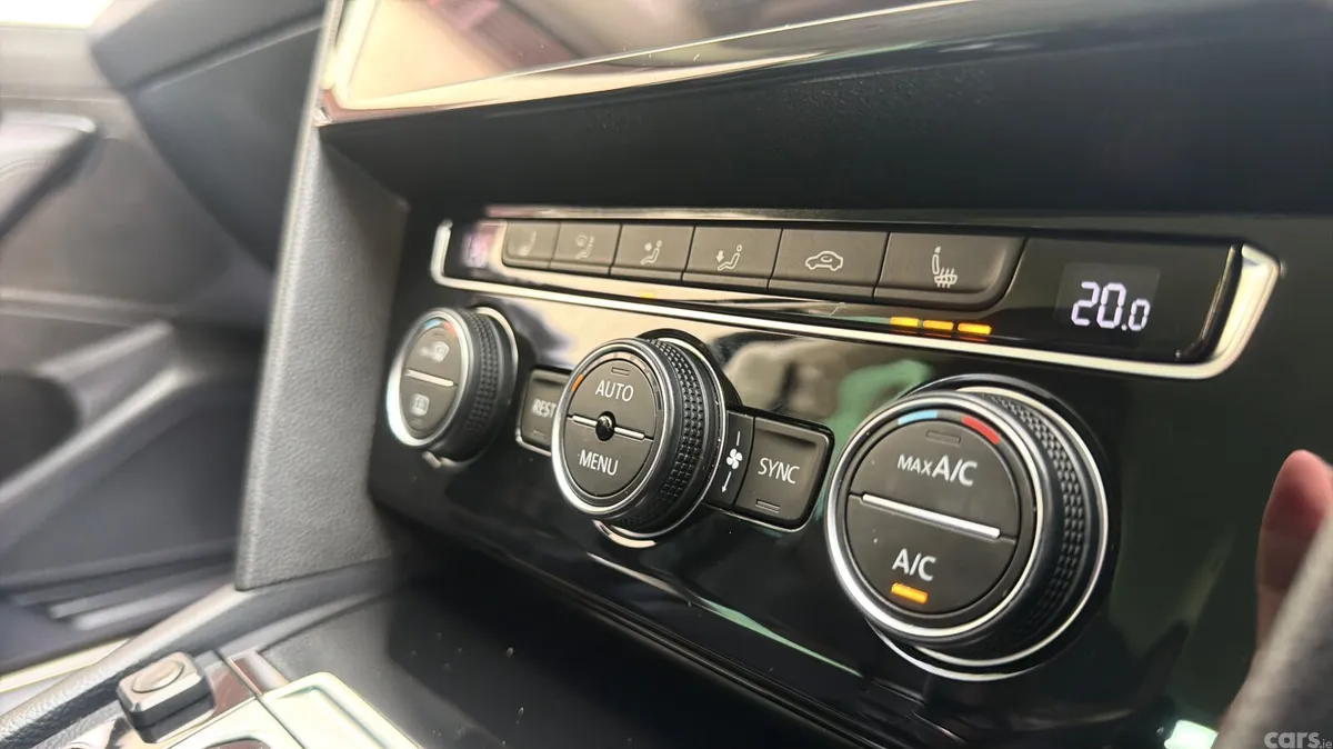 Volkswagen Passat Estate, Diesel, 2020, Black