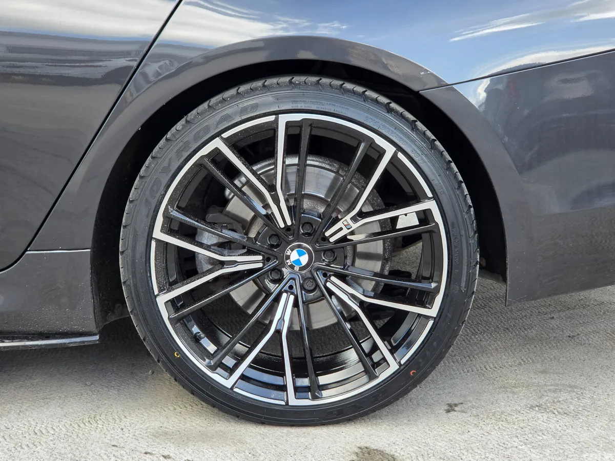 BMW 5-Series Estate, Diesel, 2019, Grey