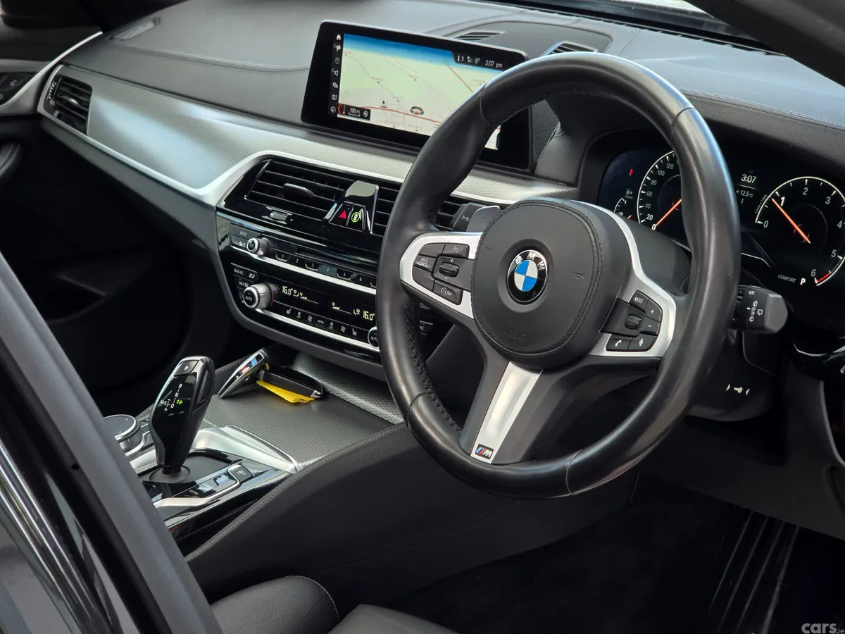 BMW 5-Series Estate, Diesel, 2019, Grey