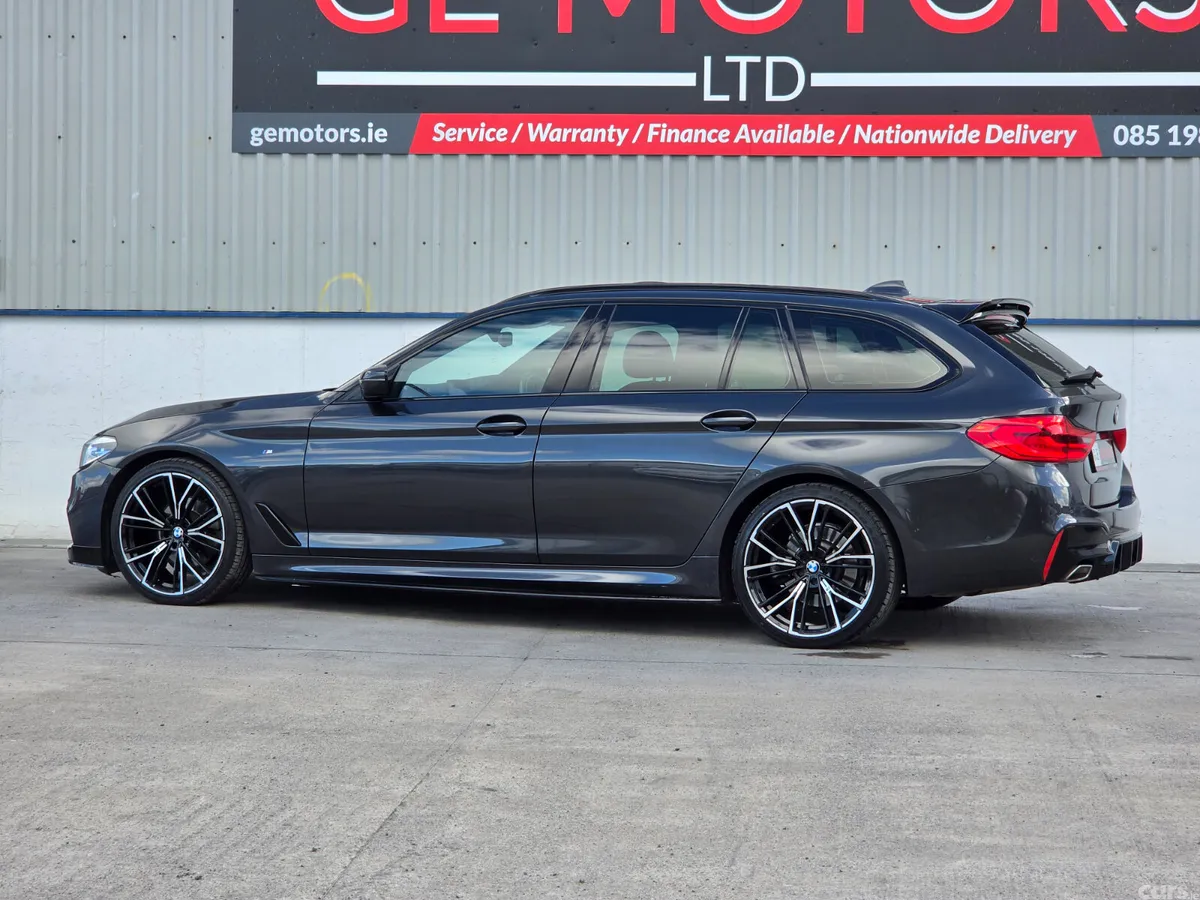 BMW 5-Series Estate, Diesel, 2019, Grey