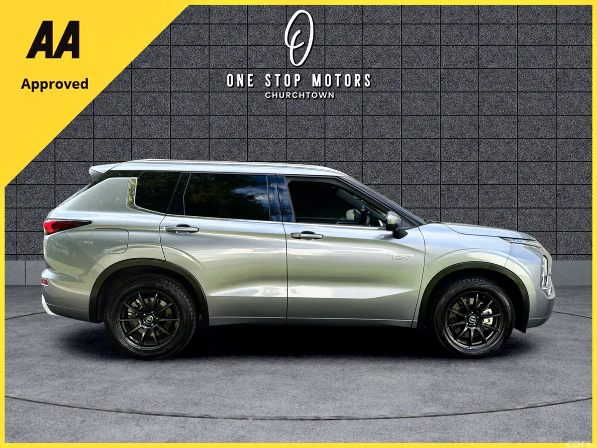 Mitsubishi Outlander SUV, Petrol Plug-in Hybrid, 2023, Grey