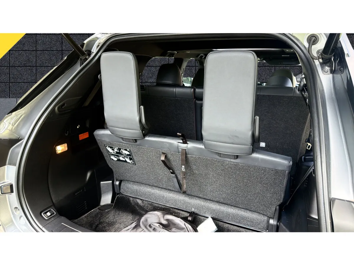 Mitsubishi Outlander SUV, Petrol Plug-in Hybrid, 2023, Grey