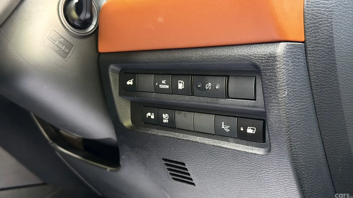 Mitsubishi Outlander SUV, Petrol Plug-in Hybrid, 2023, Grey