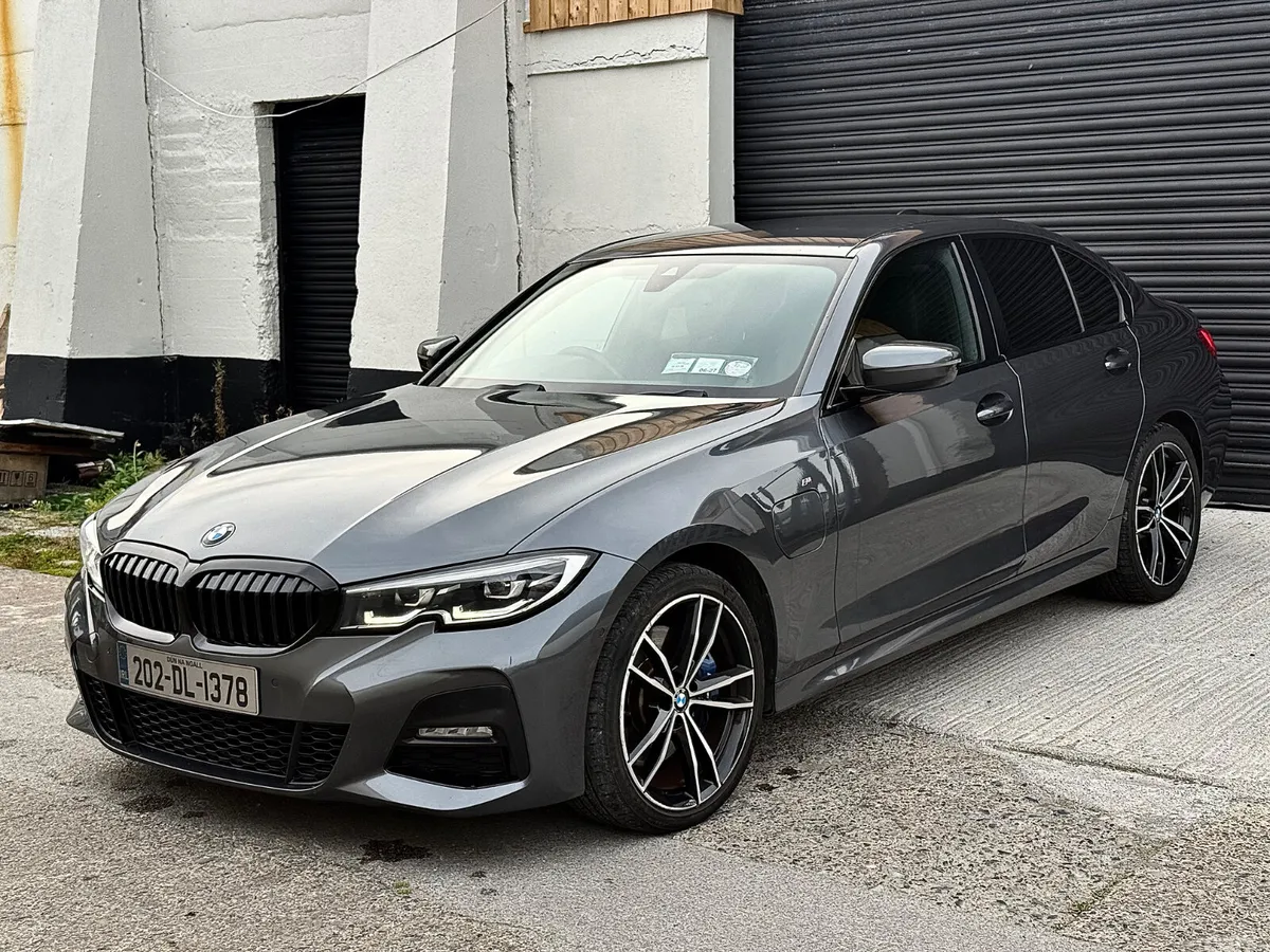 BMW 3-Series Saloon, Petrol Plug-in Hybrid, 2020, Grey