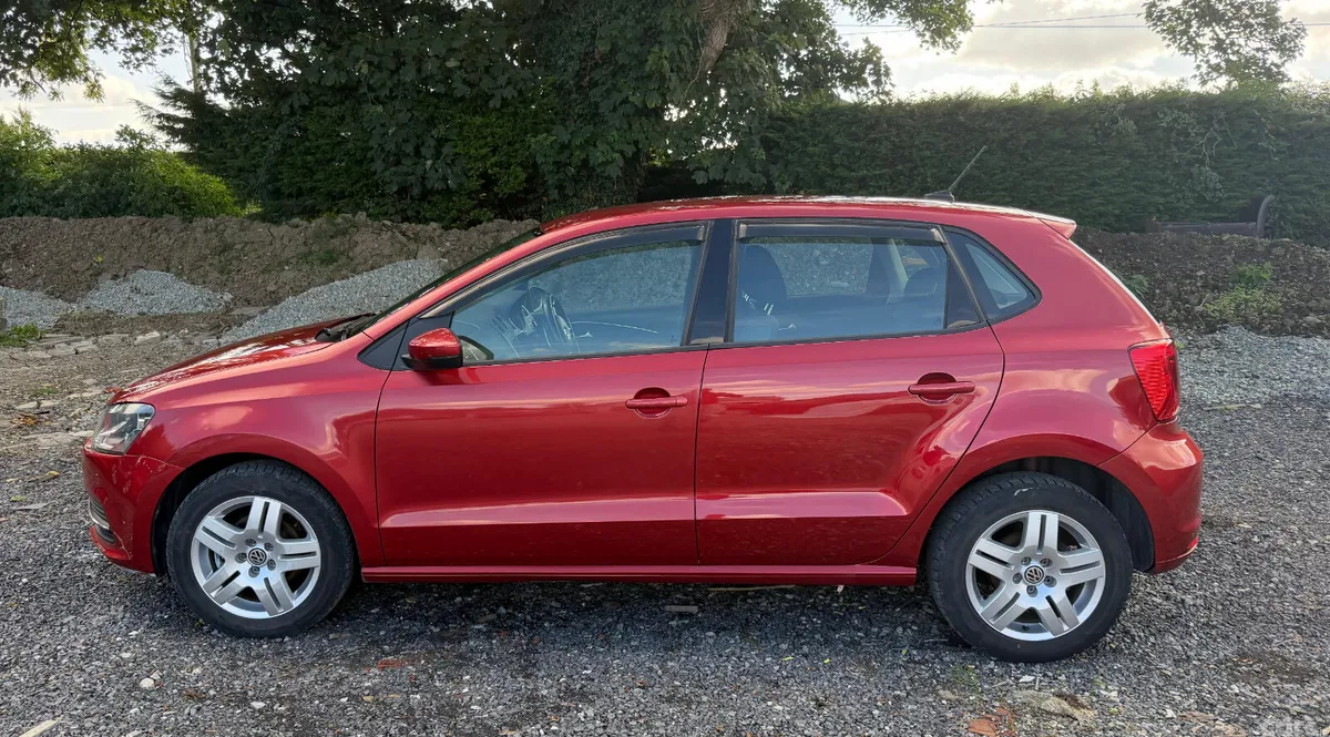 Volkswagen Polo Hatchback, Petrol, 2015, Orange