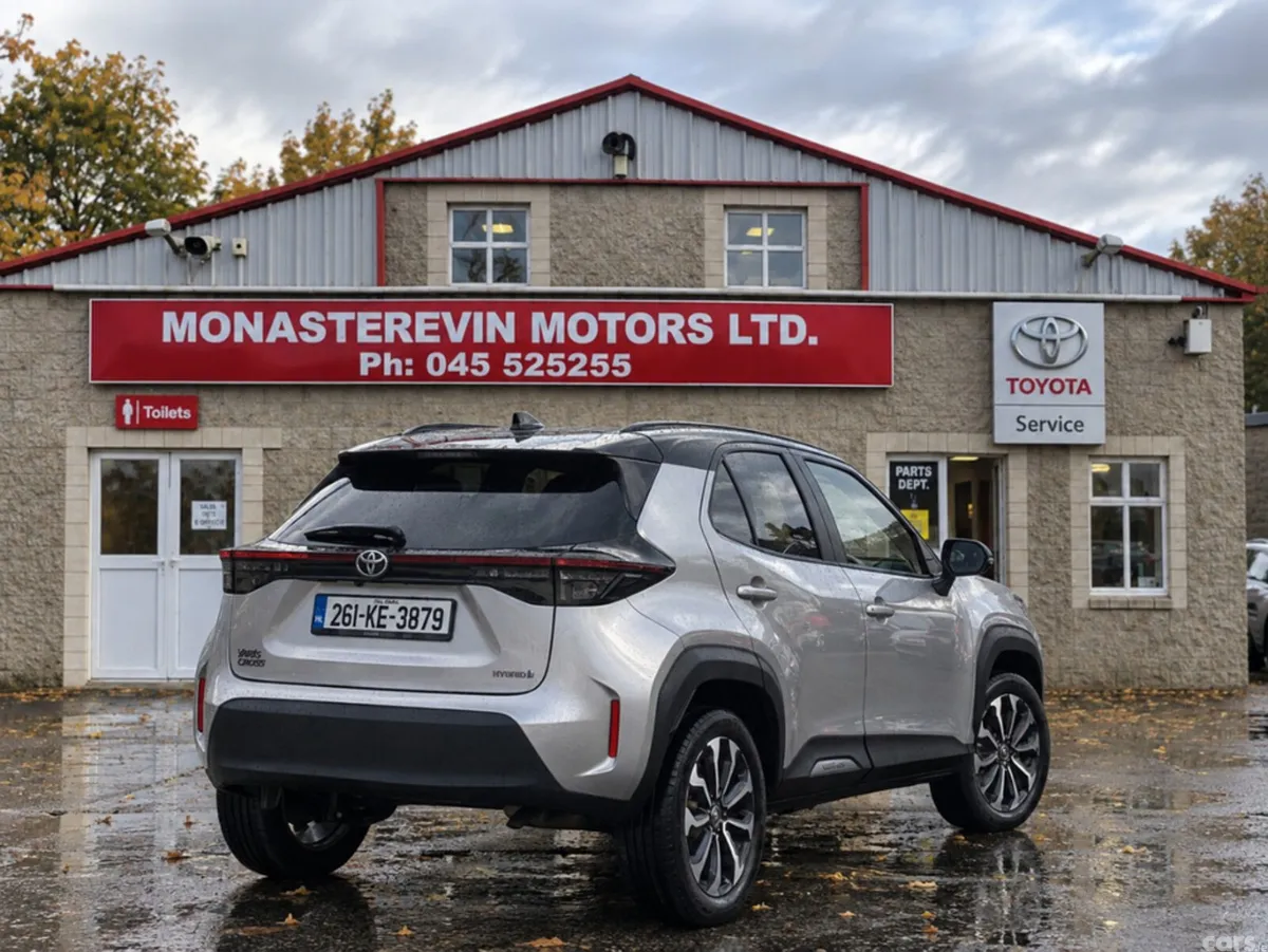 Toyota Yaris Cross SUV, Petrol Hybrid, 2026, Grey